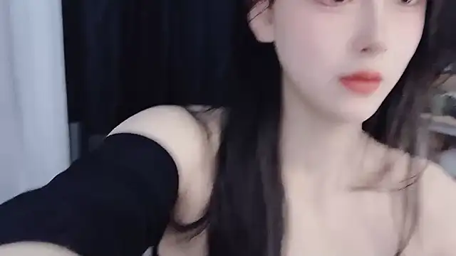 Ocean--Lili online show from September 18, 2025, 2:41 pm