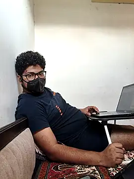 thebrownboi01 online show from November 29, 2025, 6:16 am