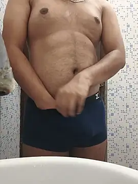 thebrownboi01 online show from June 3, 2026, 2:14 am