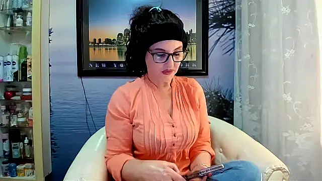 Mature4you44 online show from February 18, 2025, 9:10 am