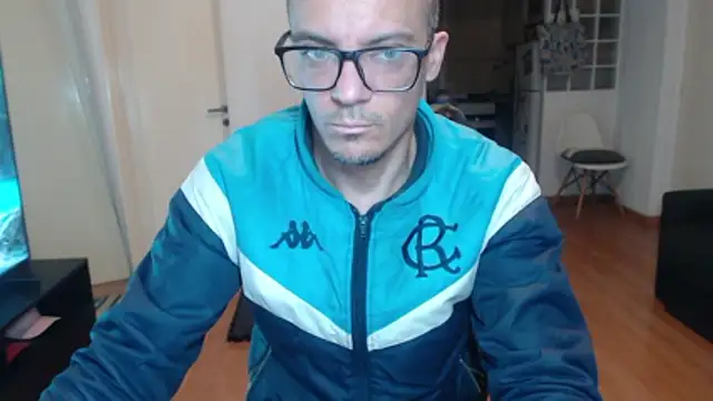 guachin hunk online show from May 31, 2026, 11:28 pm