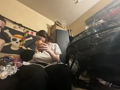 Snowbunnycake 131 online show from March 15, 2026, 3:12 am