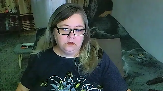 sex2 online show from April 21, 2026, 12:01 am