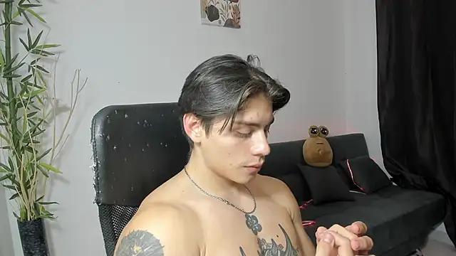 Giordano Russo online show from January 4, 2025, 5:48 am