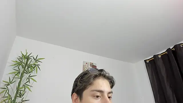 Giordano Russo online show from January 8, 2025, 11:19 pm