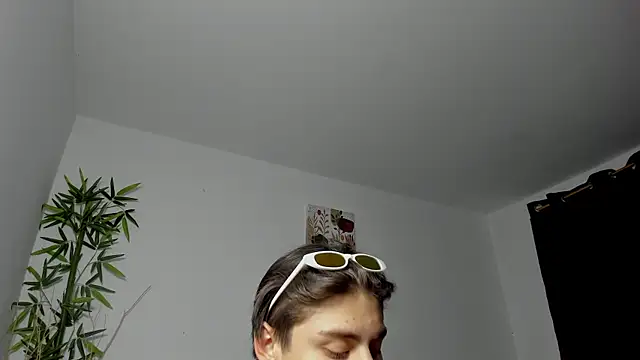 Giordano Russo online show from February 16, 2025, 11:16 pm