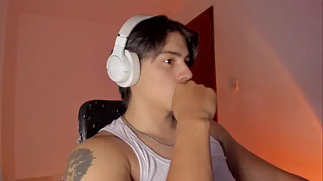 Giordano Russo online show from December 1, 2025, 2:05 am