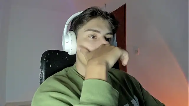 Giordano Russo online show from January 13, 2026, 1:38 pm