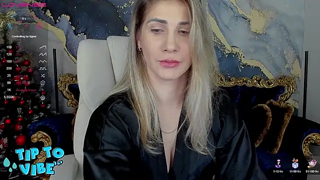 CassandraGood online show from December 19, 2024, 8:44 pm