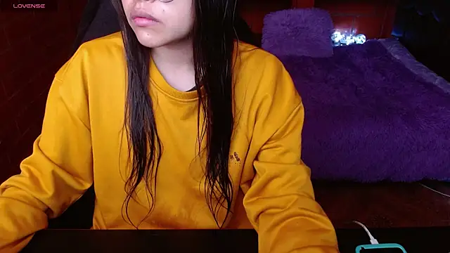 MidoriQuiinn online show from June 30, 2026, 4:08 pm