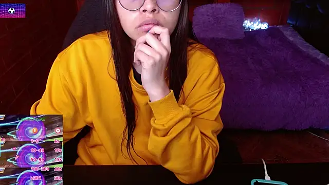 MidoriQuiinn online show from July 1, 2026, 4:29 pm