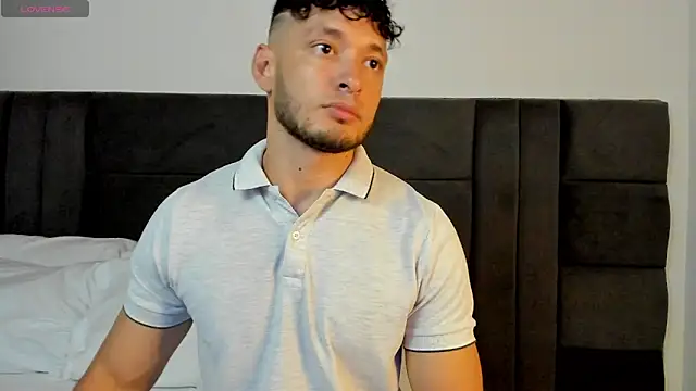 alejandro  2 online show from June 17, 2026, 2:51 pm