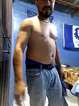 Eumanzor online show from April 11, 2026, 2:05 am