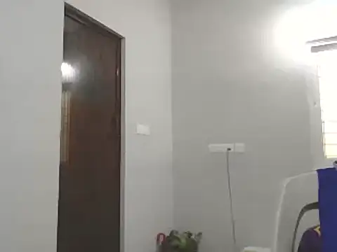 valyriansteel2 online show from April 8, 2026, 3:39 am