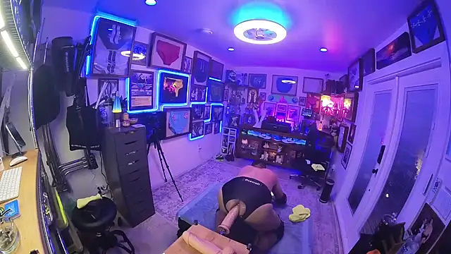 Briefs bud online show from February 14, 2025, 3:11 am