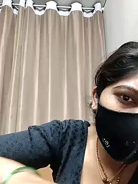 Snapshot of Your_chahat chatting on January 10, 2025, 1:21 am Your chahat online show from January 10, 2025, 1:21 am