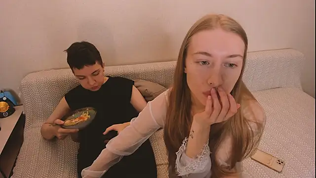 Snapshot of secret_dreams__ chatting on February 12, 2026, 7:09 pm secret dreams online show from February 12, 2026, 7:09 pm