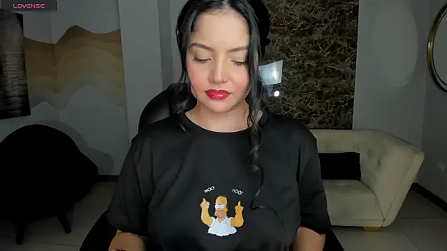 NinaMichelle online show from July 1, 2026, 6:29 pm