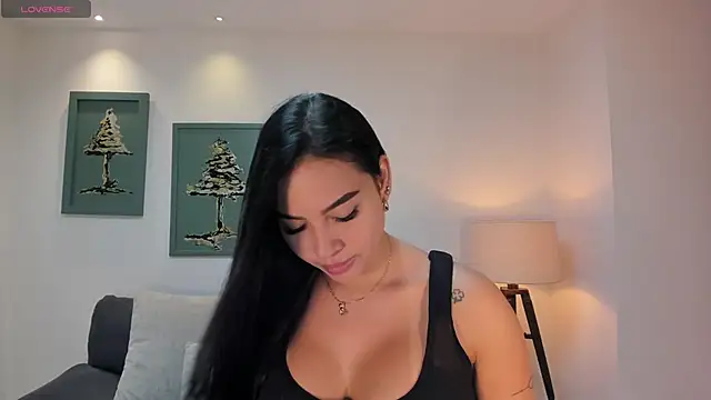 MollyJones  online show from May 13, 2026, 7:11 pm
