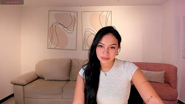 MollyJones  online show from May 22, 2026, 6:57 pm