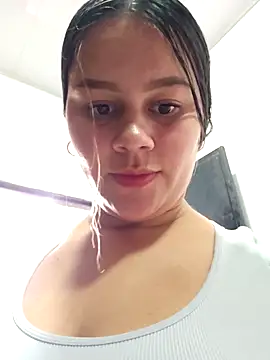 sweet lucia online show from February 20, 2026, 4:40 pm