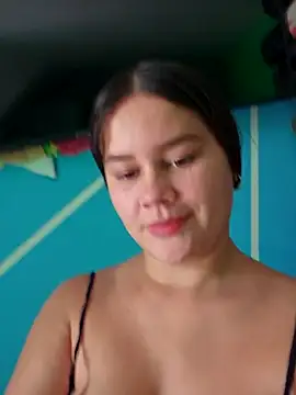 sweet lucia online show from March 1, 2026, 3:03 pm