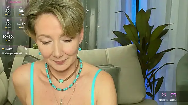 Snapshot of AkexandraFix chatting on March 3, 2025, 6:44 pm AkexandraFix online show from March 3, 2025, 6:44 pm
