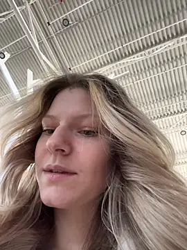 MaryHiggins online show from April 9, 2026, 10:53 am