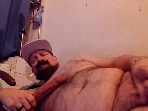 Snapshot of madmaxmiami chatting on April 1, 2026, 7:53 am madmaxmiami online show from April 1, 2026, 7:53 am