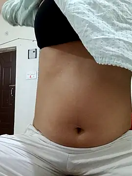 Snapshot of Ipsita-bold chatting on February 28, 2026, 9:38 pm Ipsita-bold online show from February 28, 2026, 9:38 pm