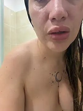 hotpawgmilf online show from June 5, 2026, 3:02 am