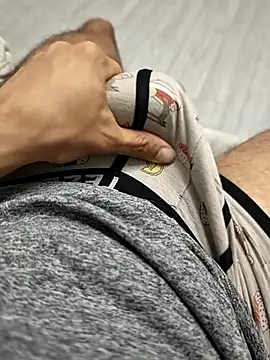 QuietBoy online show from July 14, 2026, 10:04 pm