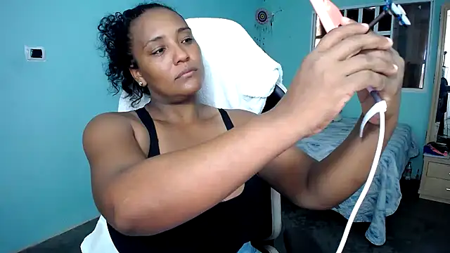 marysol83 online show from November 23, 2025, 6:41 pm