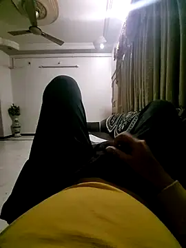 Snapshot of vansh1802 chatting on January 8, 2025, 6:52 pm vansh1802 online show from January 8, 2025, 6:52 pm