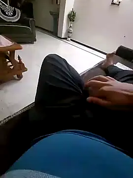 Snapshot of vansh1802 chatting on January 9, 2025, 6:15 pm vansh1802 online show from January 9, 2025, 6:15 pm