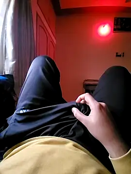 Snapshot of vansh1802 chatting on January 27, 2025, 5:47 am vansh1802 online show from January 27, 2025, 5:47 am