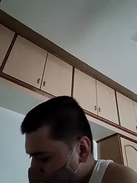 Snapshot of vansh1802 chatting on March 3, 2025, 7:10 am vansh1802 online show from March 3, 2025, 7:10 am