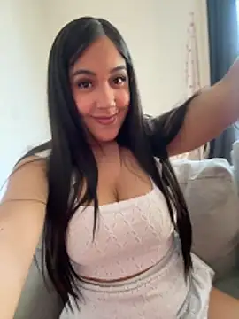WHAAATTTTTTTTTT online show from May 14, 2026, 3:52 pm