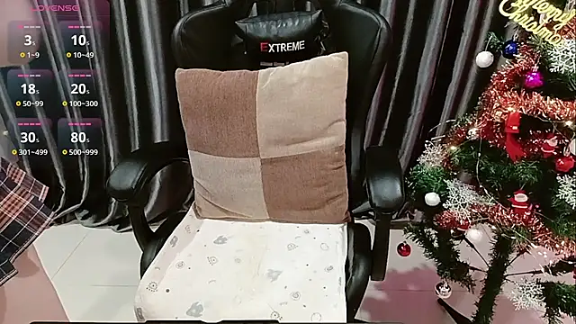 Yuki-yio online show from December 5, 2025, 1:25 am