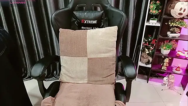 Yuki-yio online show from March 3, 2026, 1:12 am