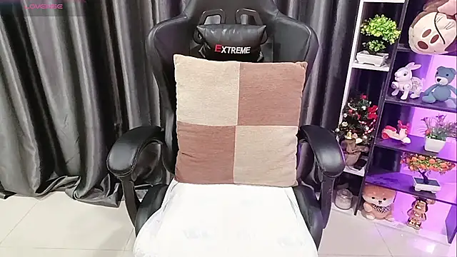 Yuki-yio online show from April 1, 2026, 1:17 am