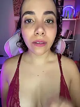 Emma Wish online show from November 5, 2025, 8:53 pm