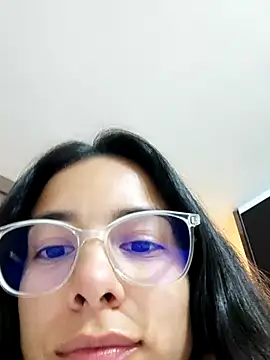 Snapshot of Angelinalombardi_ chatting on November 7, 2025, 1:16 am Angelinalombardi online show from November 7, 2025, 1:16 am