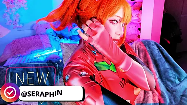 seraphine23 online show from March 6, 2026, 1:24 am