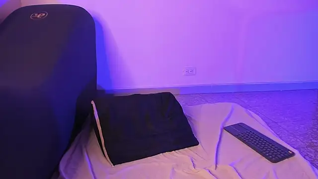 Snapshot of annita_lopez chatting on December 1, 2025, 11:10 pm annita lopez online show from December 1, 2025, 11:10 pm