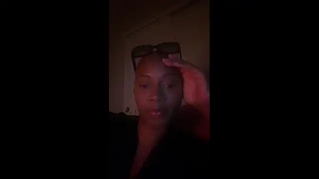 HoneyDripHer online show from November 16, 2025, 12:16 am