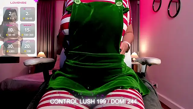 Snapshot of Galilea_Fox chatting on December 24, 2024, 8:11 am Galilea Fox online show from December 24, 2024, 8:11 am