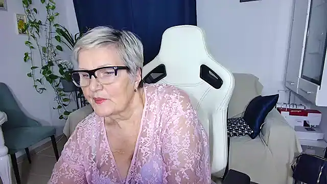 Selenna57 online show from January 17, 2026, 6:44 pm