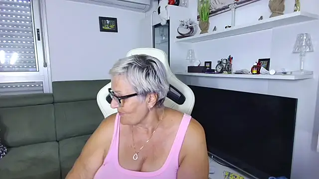 Selenna57 online show from June 17, 2026, 11:45 am