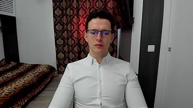 sexxymuscles4u online show from March 10, 2025, 8:59 am